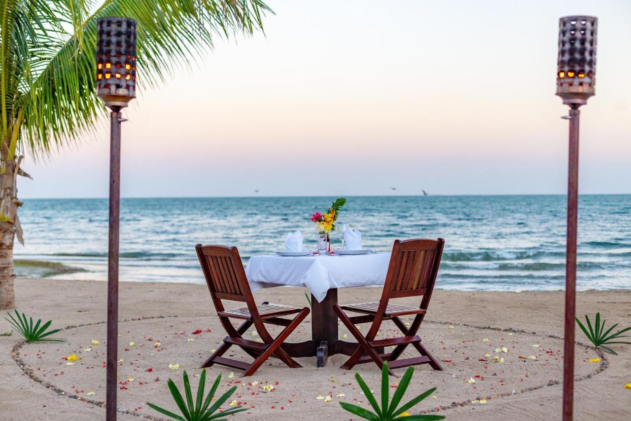 Sirenian Bay Resort Placencia エクステリア 写真