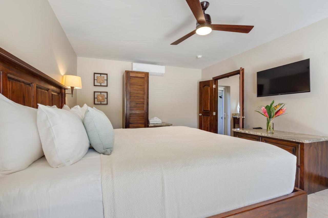 Sirenian Bay Resort Placencia エクステリア 写真